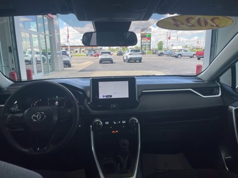 Used 2024 Toyota RAV4 XLE image 16