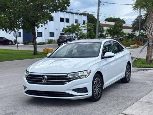 Used 2019 Volkswagen Jetta SE image 1