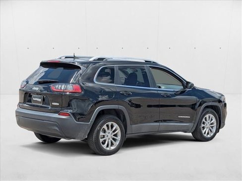 Used 2019 Jeep Cherokee Latitude w/ Popular Appearance Group image 5
