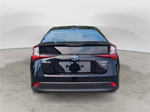 Used 2019 Toyota Prius L Eco image 4
