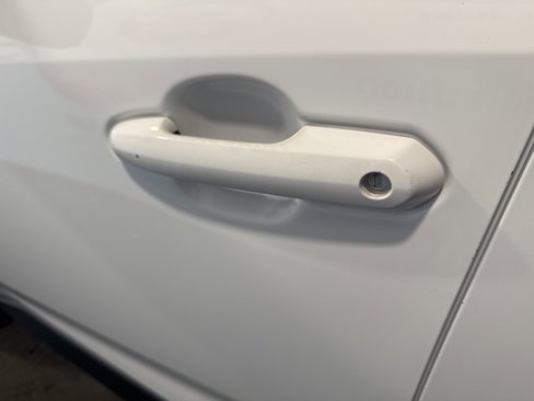 Used 2019 Toyota RAV4 LE image 15