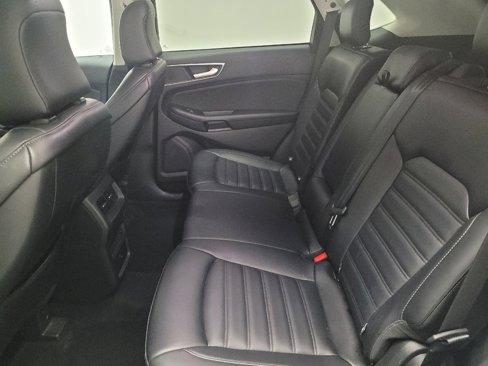 Used 2024 Ford Edge SEL image 18