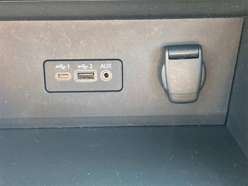 Used 2023 Nissan Sentra SV image 27