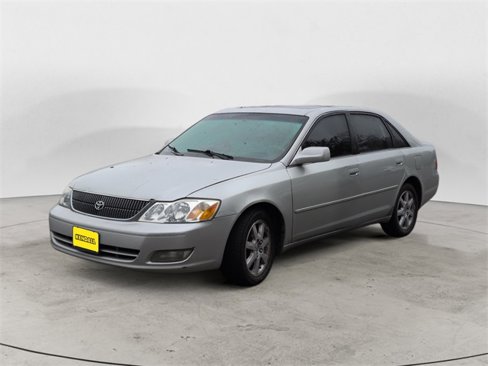 Used 2002 Toyota Avalon XLS image 1