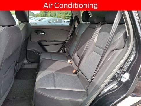Used 2022 Nissan Rogue SV image 10