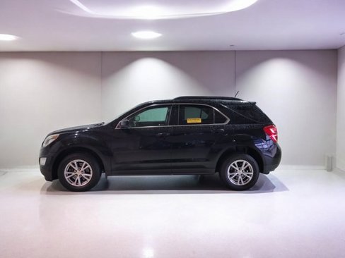 Used 2017 Chevrolet Equinox LT w/ Convenience Package image 13