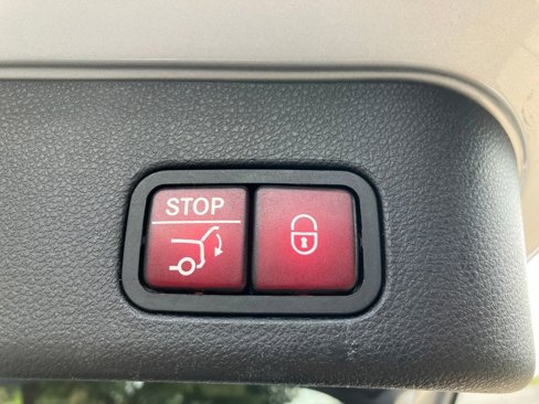 Used 2019 Mercedes-Benz GLE 400 4MATIC image 29