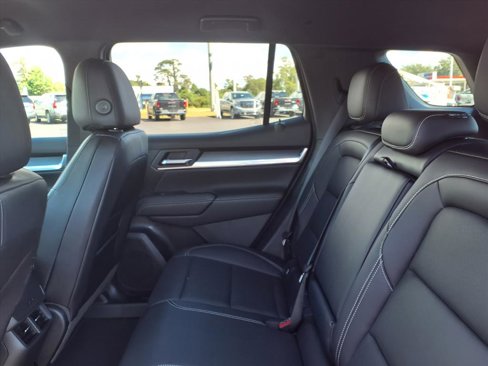 New 2026 GMC Terrain Elevation w/ Elevation Premium Package image 7