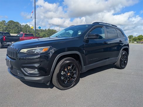 Used 2023 Jeep Cherokee Altitude Lux image 9