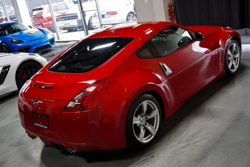 Used 2010 Nissan 370Z Touring image 40