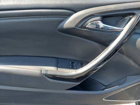 Used 2016 Buick Cascada Premium image 29