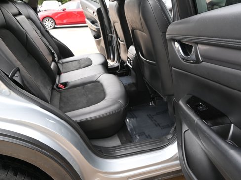 Used 2019 MAZDA CX-5 Touring image 27