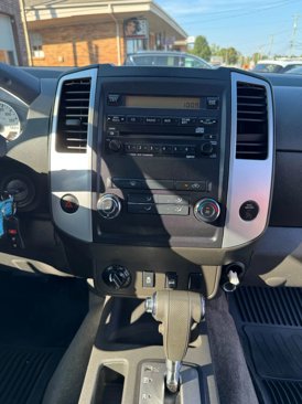 Used 2012 Nissan Frontier SV w/ Sport Appearance Pkg image 33