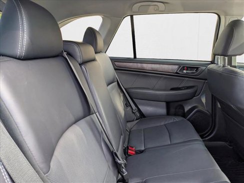 Used 2018 Subaru Outback 2.5i Limited image 21
