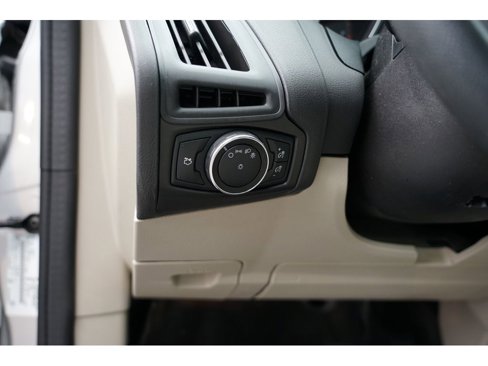 Used 2014 Ford Focus SE image 17