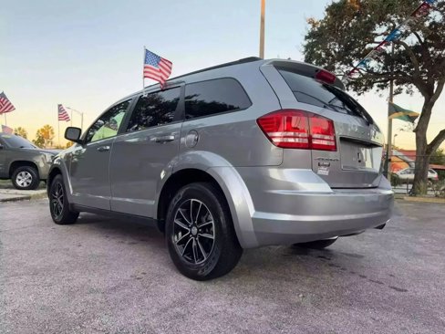 Used 2017 Dodge Journey SE w/ Flexible Seating Group image 14