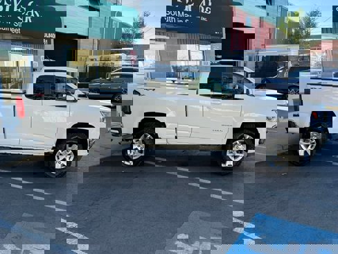 Used 2022 Chevrolet Colorado LT w/ Fleet Safety Package image 9