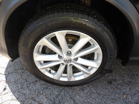 Used 2017 Nissan Rogue Sport S w/ S Appearance Package image 5