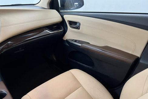 Used 2014 Toyota Avalon XLE Touring image 11