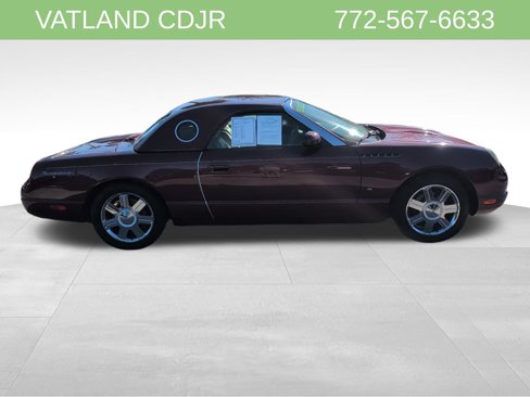 Used 2004 Ford Thunderbird image 4