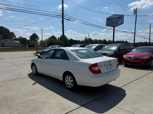 Used 2004 Toyota Camry LE image 5