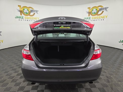 Used 2017 Toyota Camry XLE image 34