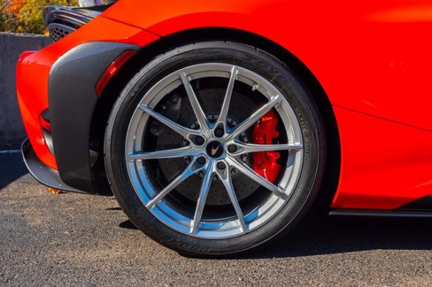 Used 2022 McLaren 765LT image 38