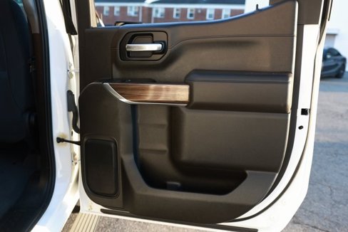 Used 2020 Chevrolet Silverado 1500 LT Trail Boss w/ Convenience Package image 17