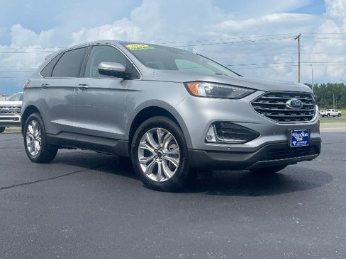 Certified 2024 Ford Edge Titanium image 4