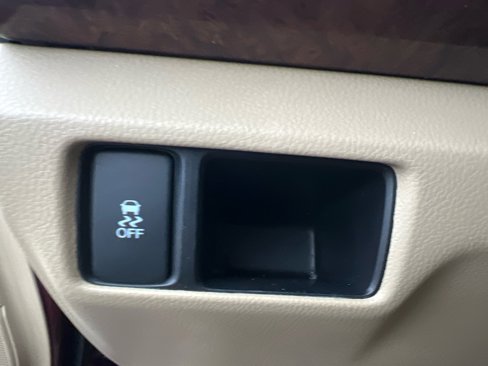 Used 2012 Honda Accord EX-L image 25
