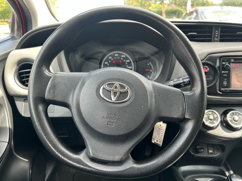 Used 2016 Toyota Yaris LE image 10