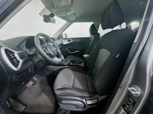 Used 2023 Kia Soul LX w/ Option Group 015 image 13