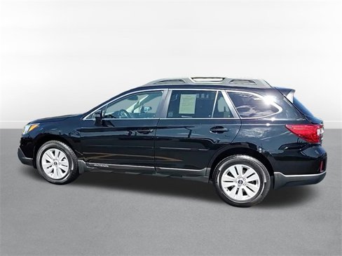 Used 2016 Subaru Outback 2.5i Premium image 5