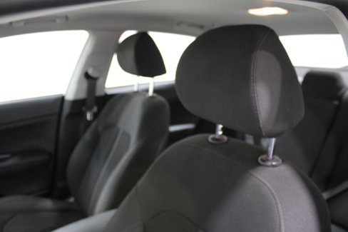 Used 2020 Kia Optima LX image 4