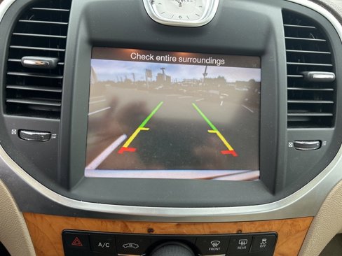 Used 2014 Chrysler 300 C w/ Harman/Kardon Audio Group image 5