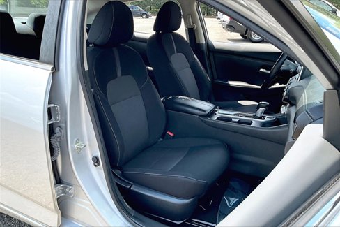 Used 2021 Nissan Sentra SV w/ Trunk Package image 27
