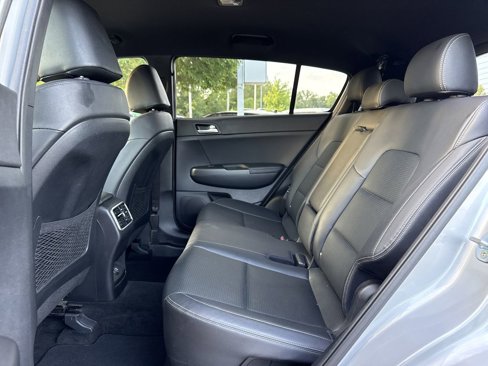 Used 2020 Kia Sportage S image 14