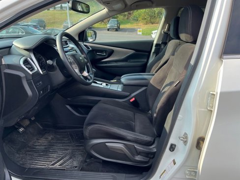 Used 2017 Nissan Murano S w/ Navigation Package image 9