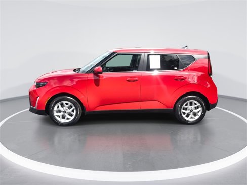 Used 2025 Kia Soul LX w/ LX Technology Package image 5