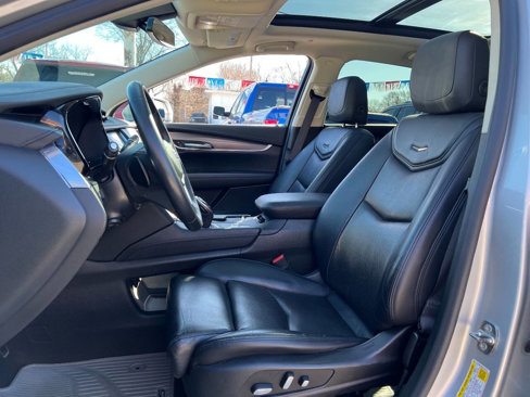 Used 2017 Cadillac XT5 Luxury image 9