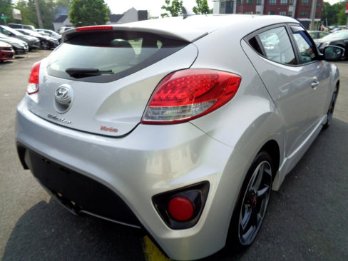 Used 2013 Hyundai Veloster Turbo image 18
