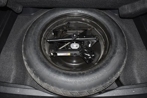 Used 2019 Jeep Cherokee Limited image 39