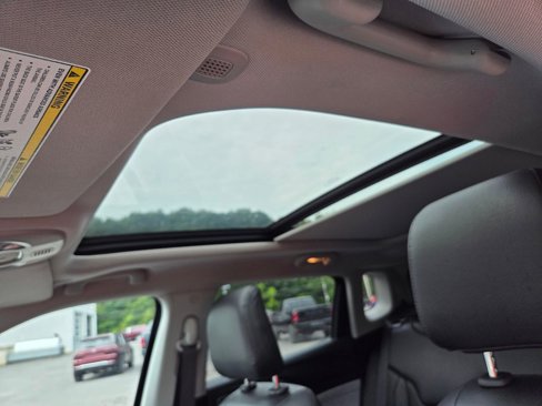 Used 2022 Jeep Compass Latitude w/ Sun and Sound Group image 6