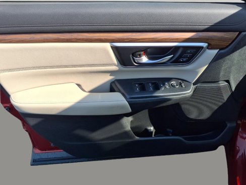 Used 2019 Honda CR-V Touring image 18