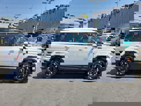Used 2024 Hyundai Santa Fe SEL image 29