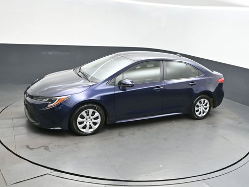 Used 2023 Toyota Corolla LE image 32