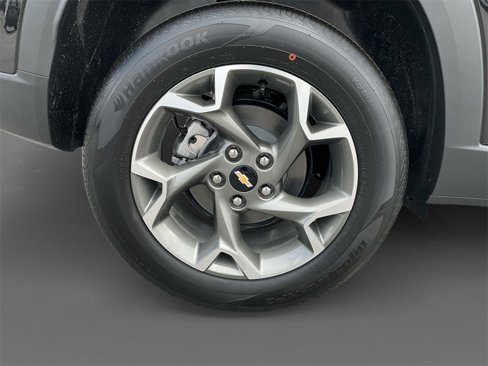 New 2026 Chevrolet Trax LT w/ Driver Confidence Package image 10
