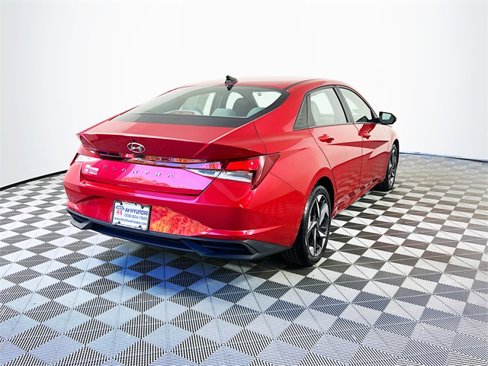 Used 2023 Hyundai Elantra SEL w/ Convenience Package image 27