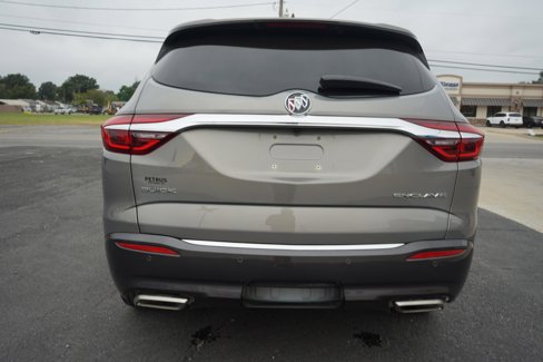 Used 2018 Buick Enclave Essence image 4