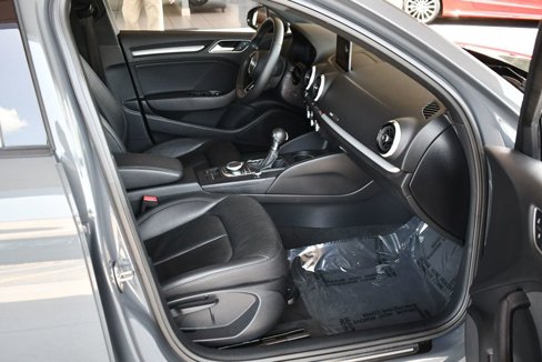 Used 2018 Audi A3 2.0T Premium image 41